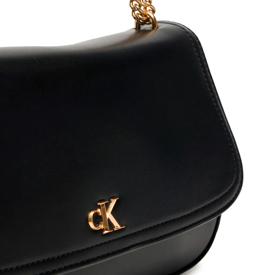 monogram-logo-hardware-chain-shoulder-bag monogram-logo-hardware-chain-shoulder-bag