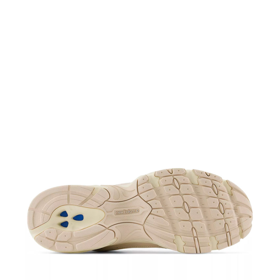 sneakers-530