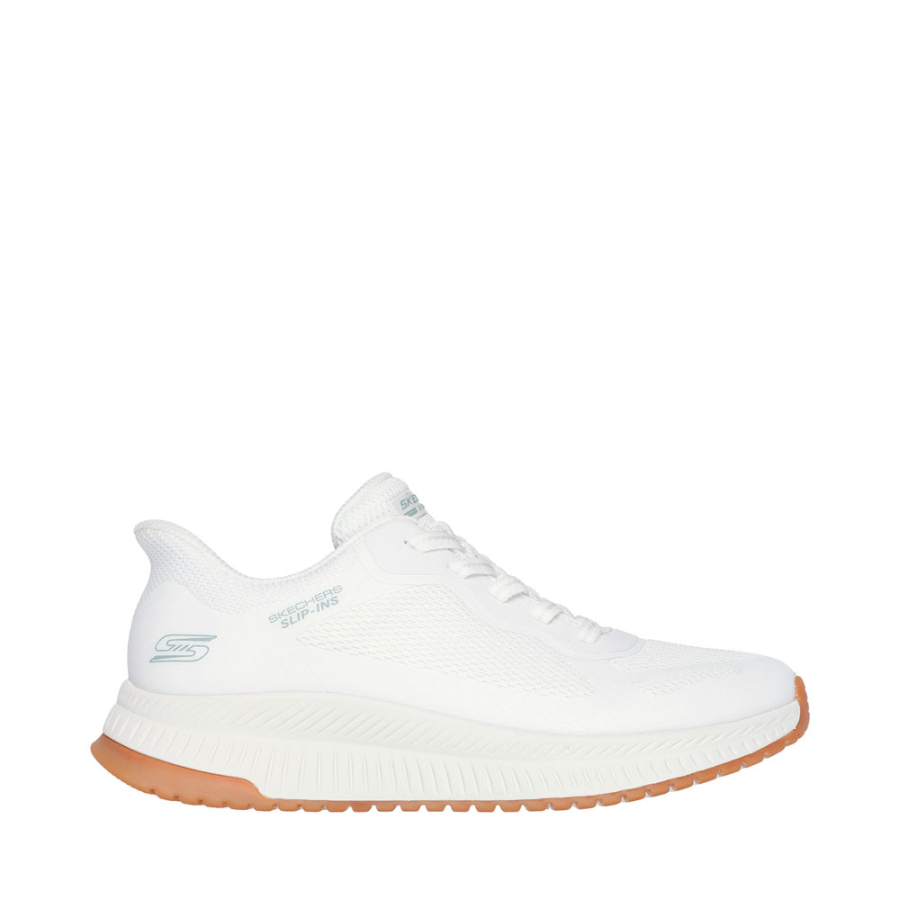 slip-ins-sneakers-bobs-squad-4-staple-look slip-ins-sneakers-bobs-squad-4-staple-look