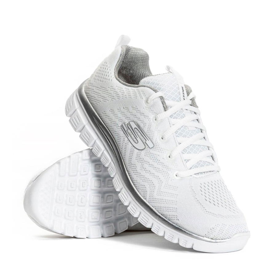 graceful-sneakers-get-connected