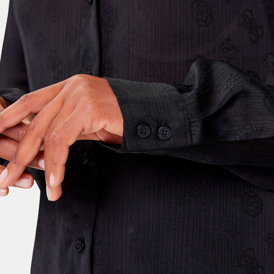 peony-and-4g-logo-shirt