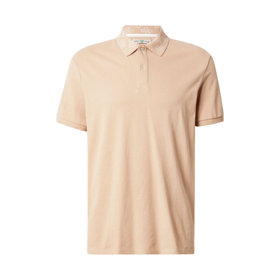 polo-with-logo-on-the-neck