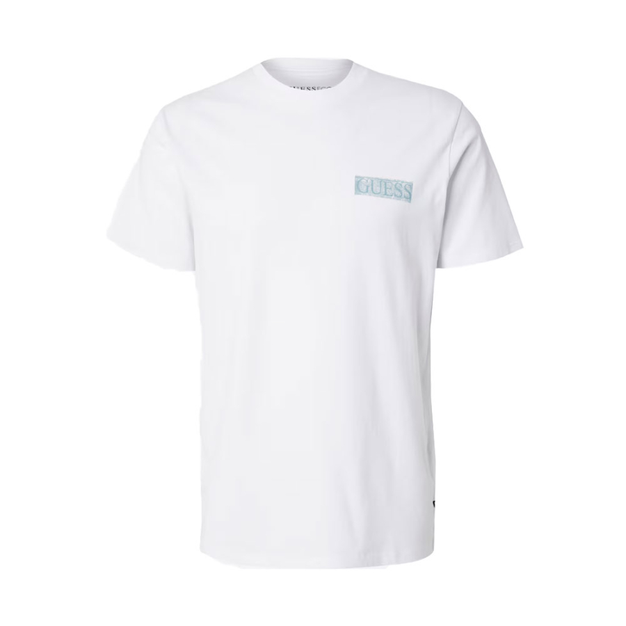 camiseta-con-logotipo-en-la-espalda-oversize