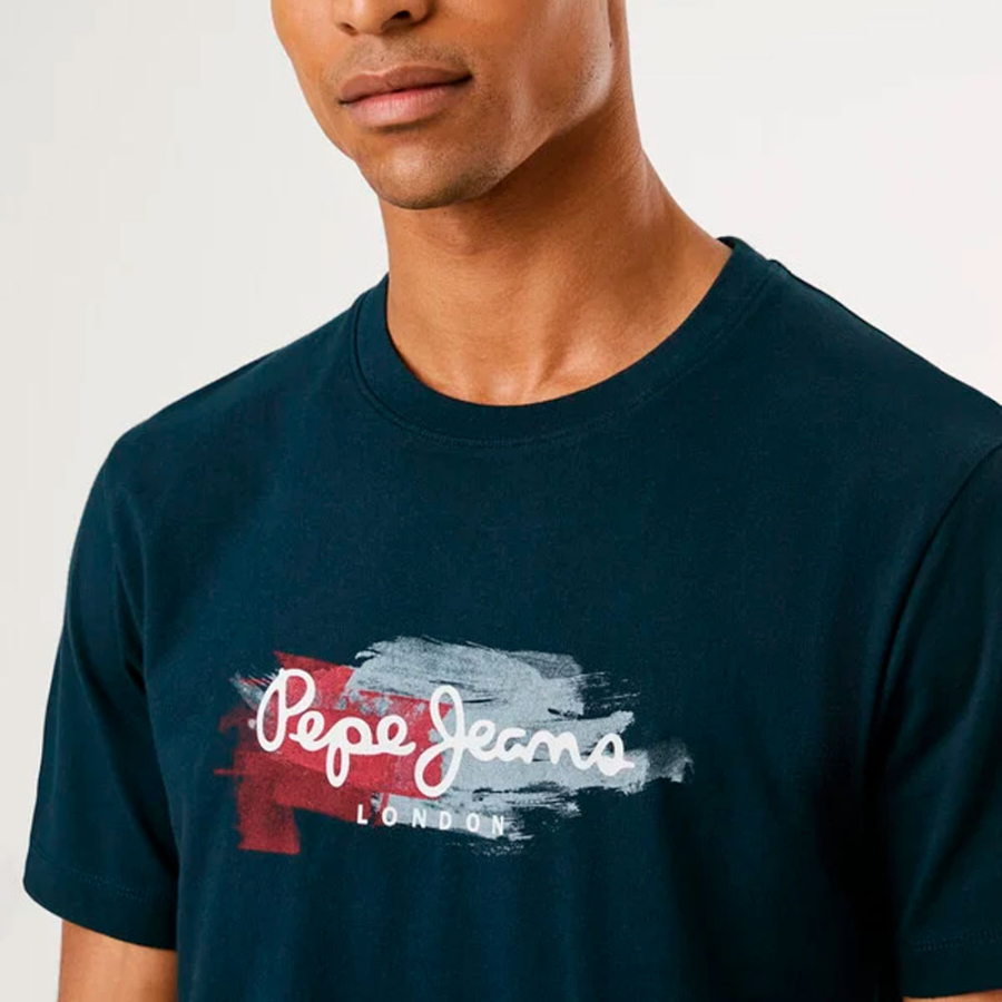 t-shirt-mit-logo-print-in-normaler-passform t-shirt-mit-logo-print-in-normaler-passform