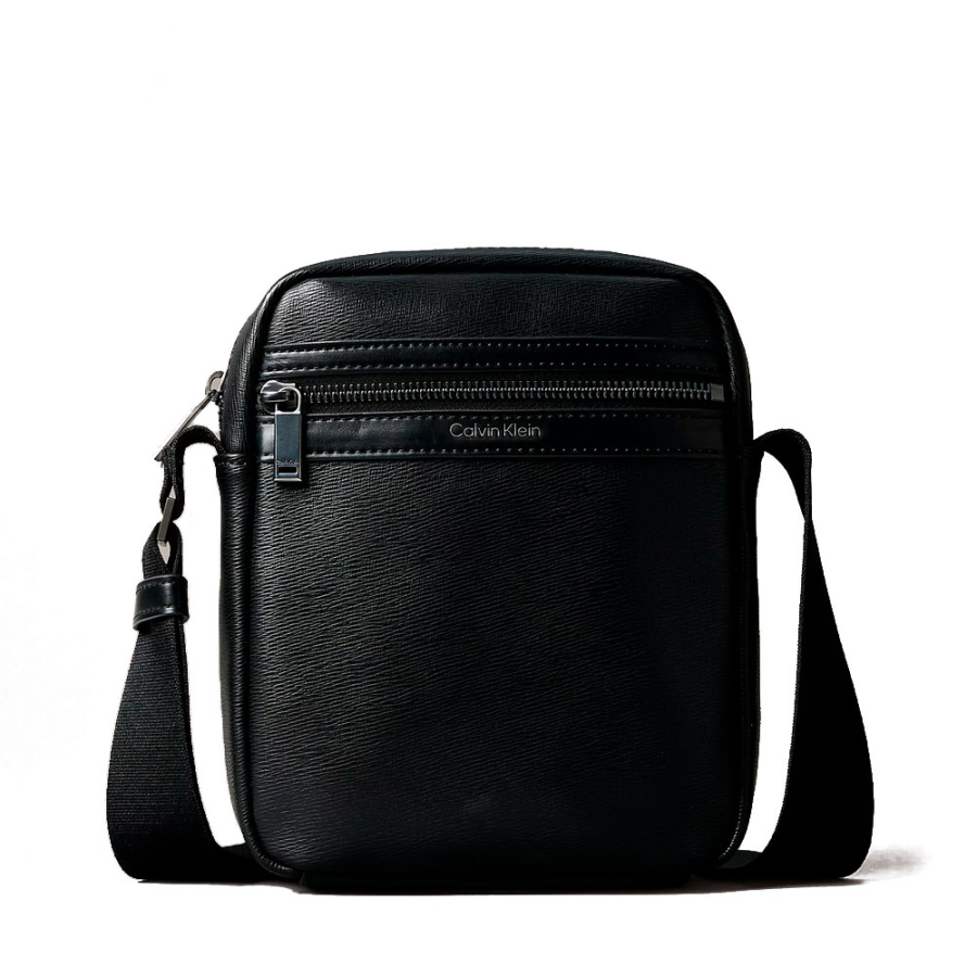 strukturierte-reportertasche-mit-reissverschluss strukturierte-reportertasche-mit-reissverschluss