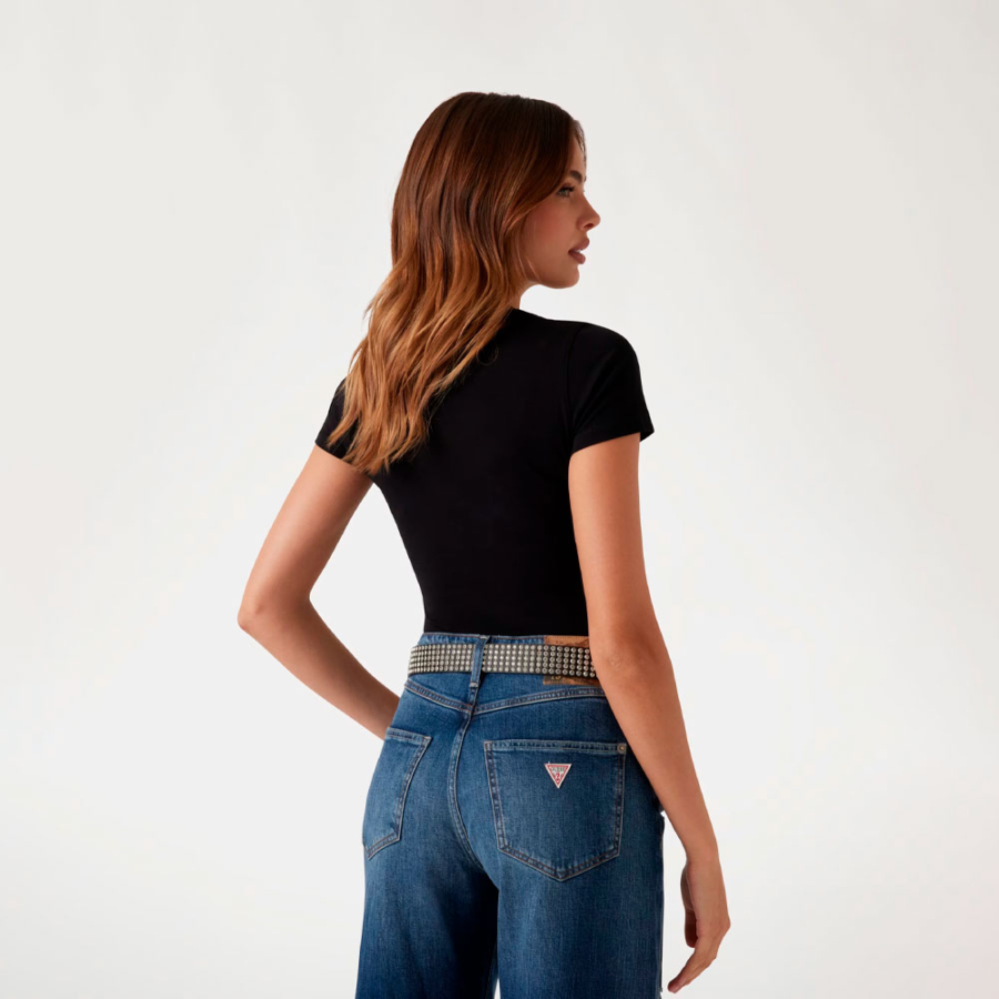 t-shirt-avec-logo-brode t-shirt-avec-logo-brode