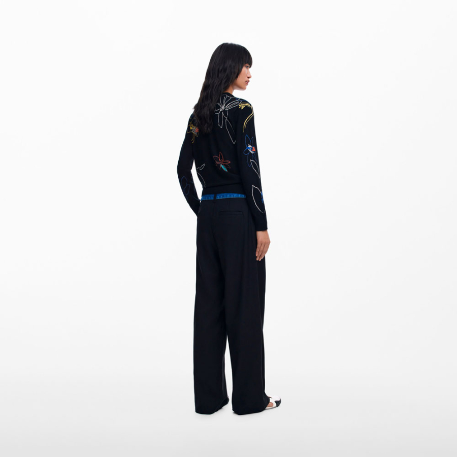 maglia-fine-con-linee-floreali maglia-fine-con-linee-floreali