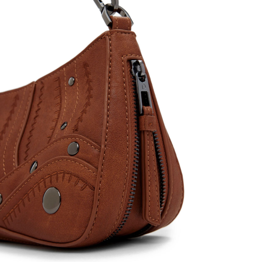 bolsa-pequena-com-efeito-couro-bordado bolsa-pequena-com-efeito-couro-bordado