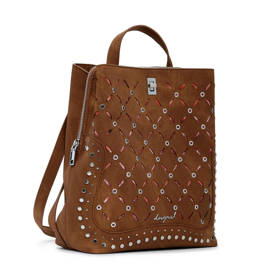 mochila-pequena-vazada-com-tachas mochila-pequena-vazada-com-tachas