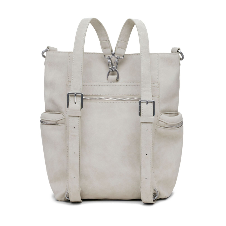 grosser-rucksack-mit-logo-in-lederoptik grosser-rucksack-mit-logo-in-lederoptik