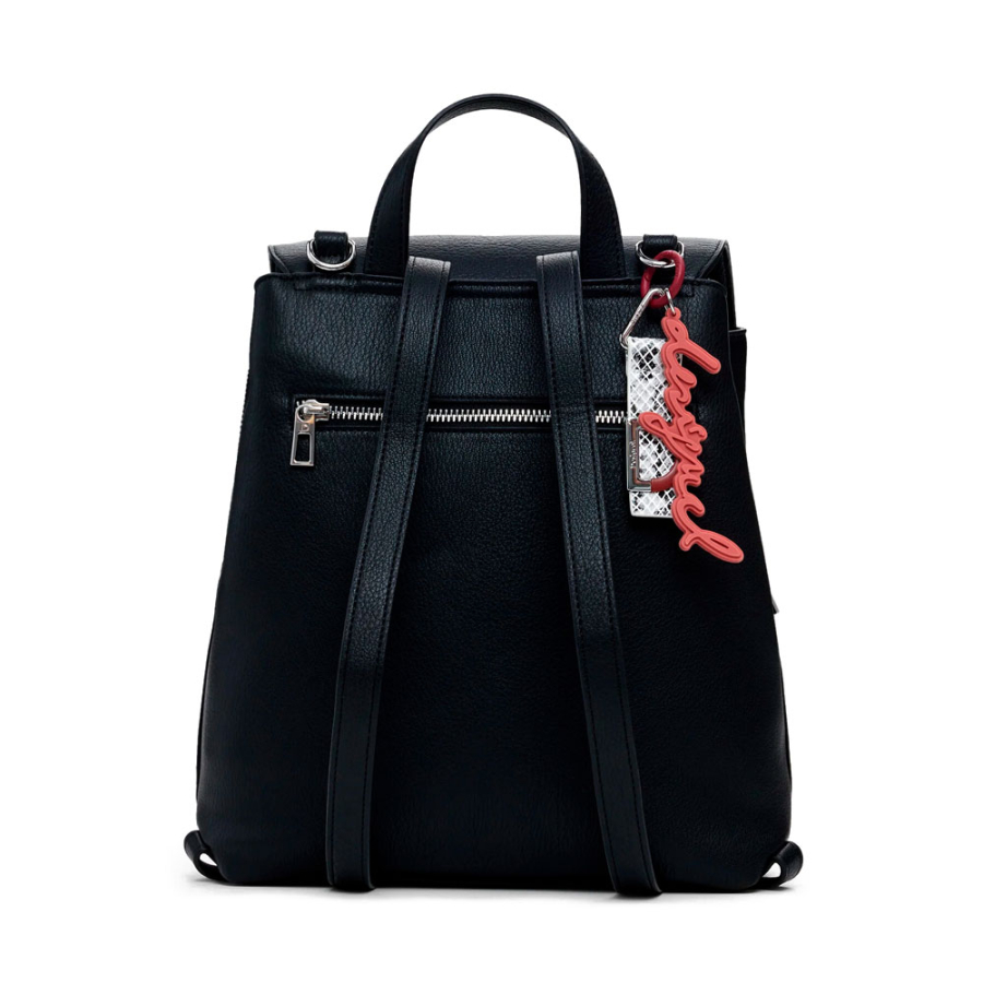 mochila-pequena-com-aba-gravada mochila-pequena-com-aba-gravada