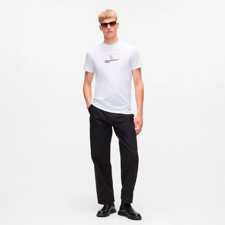 camiseta-slim-fit-com-logotipo camiseta-slim-fit-com-logotipo