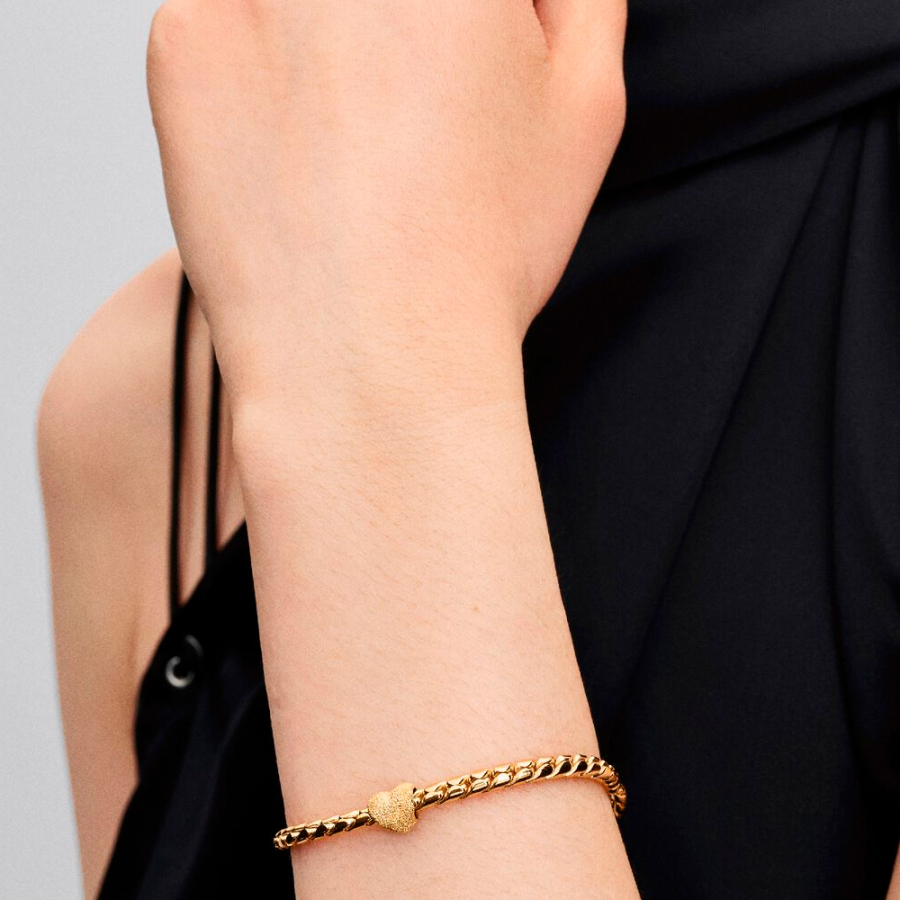 mini-herz-charm-strukturiert-14-karat-goldauflage-764000c00 mini-herz-charm-strukturiert-14-karat-goldauflage-764000c00