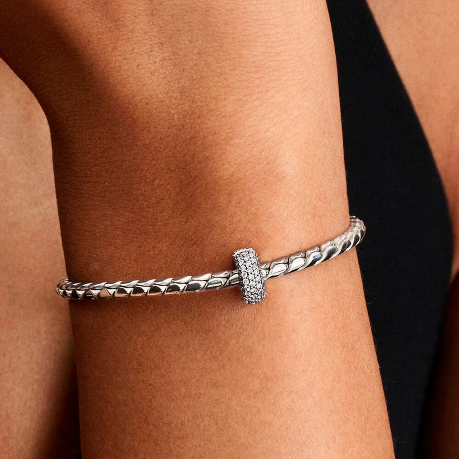 breloque-clip-pavee-794032c01 breloque-clip-pavee-794032c01