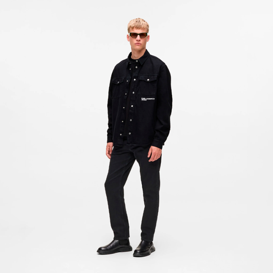 camisa-com-citacao-de-karl