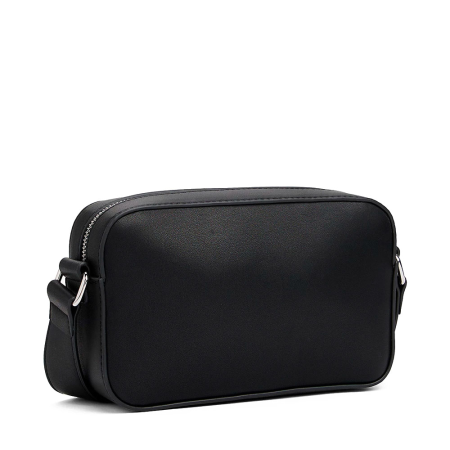 bolsa-tipo-mochila-com-logo