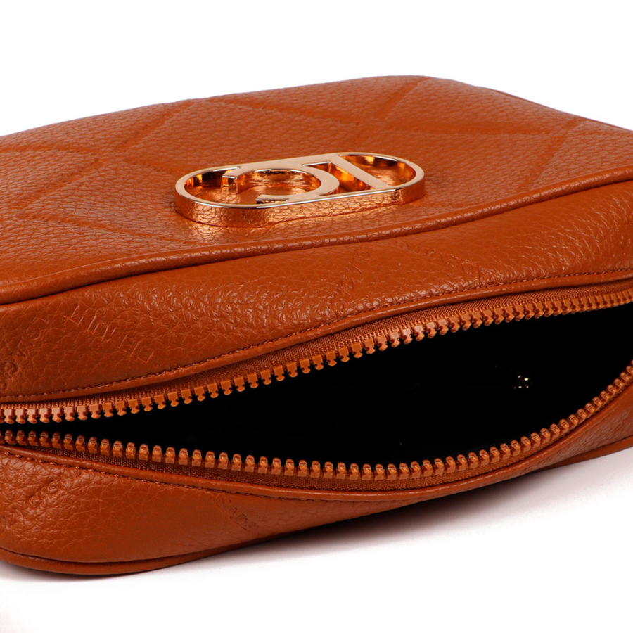 schultertasche-mit-diamant-monogramm schultertasche-mit-diamant-monogramm