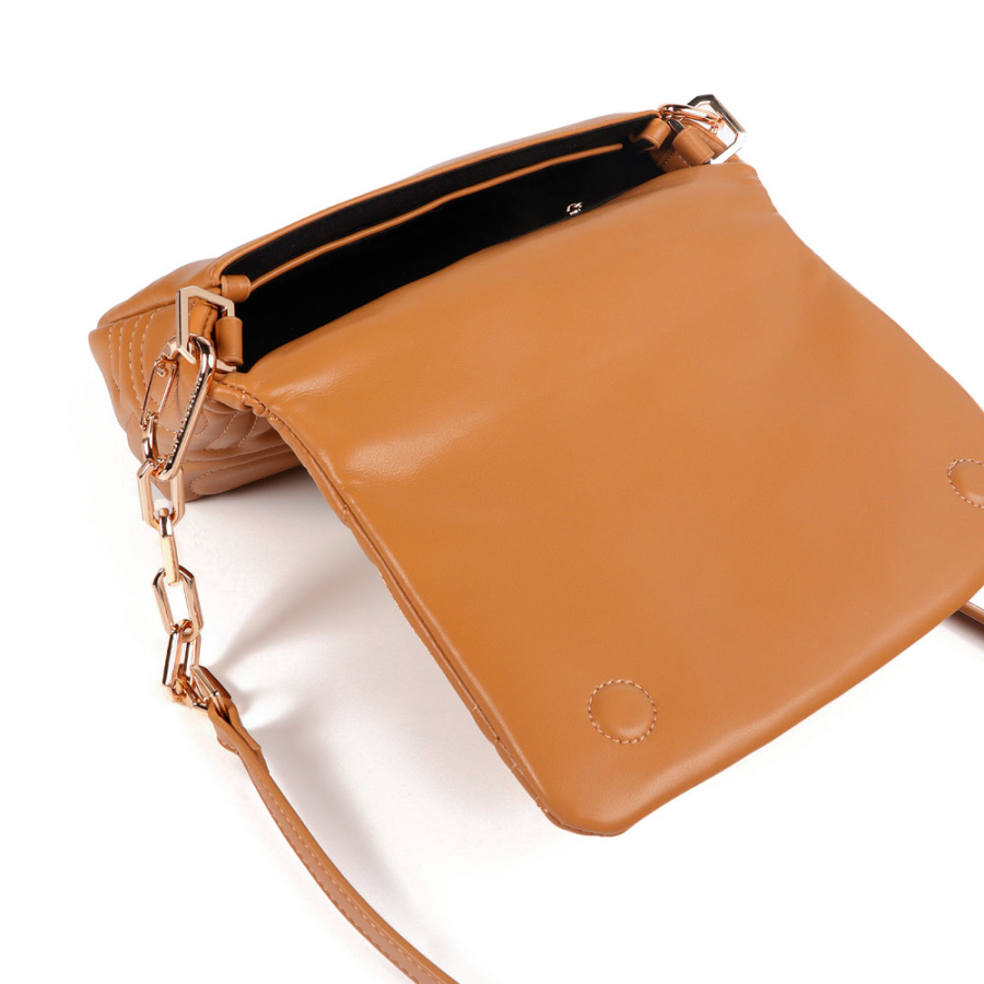 gepolsterte-schultertasche-mit-logo gepolsterte-schultertasche-mit-logo