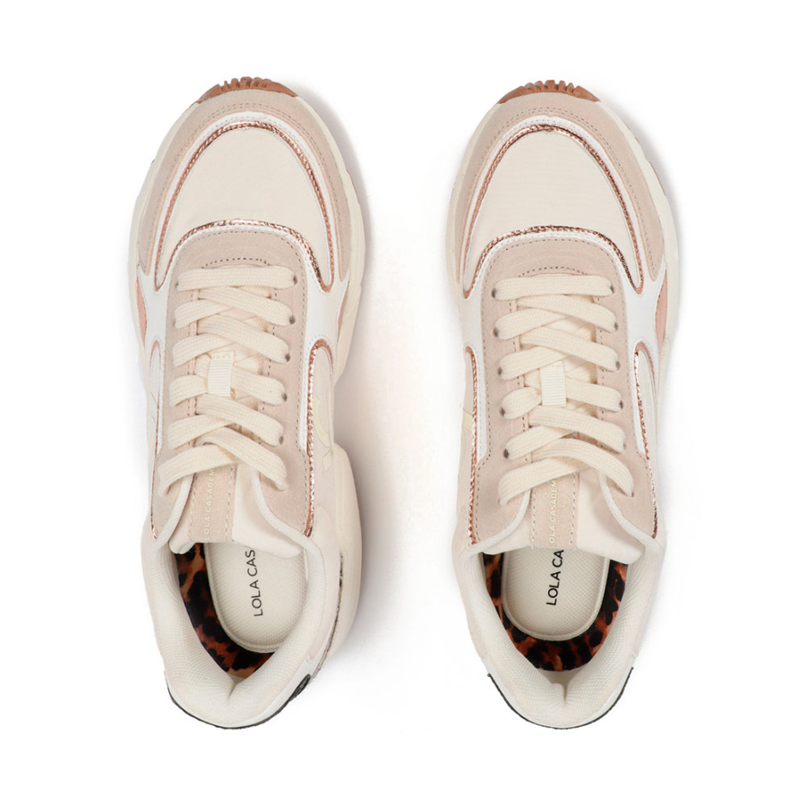 running-shoes-with-soles