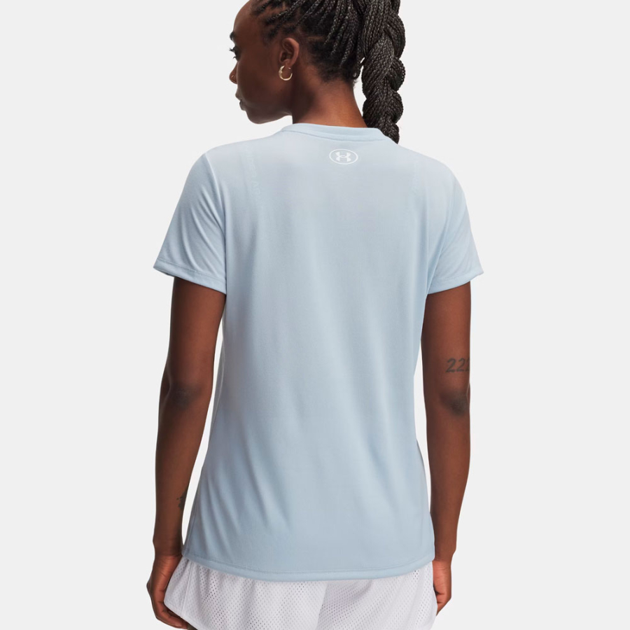 camiseta-ua-tech-com-decote-em-v camiseta-ua-tech-com-decote-em-v
