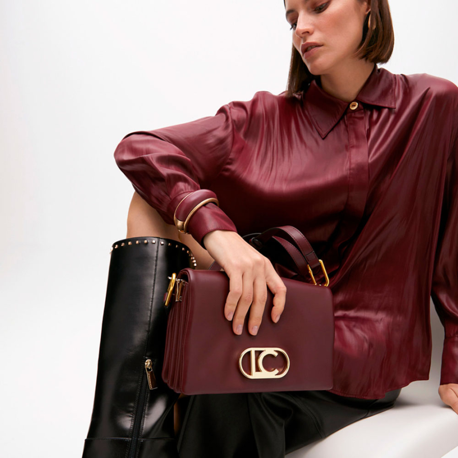 bolsa-de-ombro-com-tres-compartimentos-e-aba bolsa-de-ombro-com-tres-compartimentos-e-aba