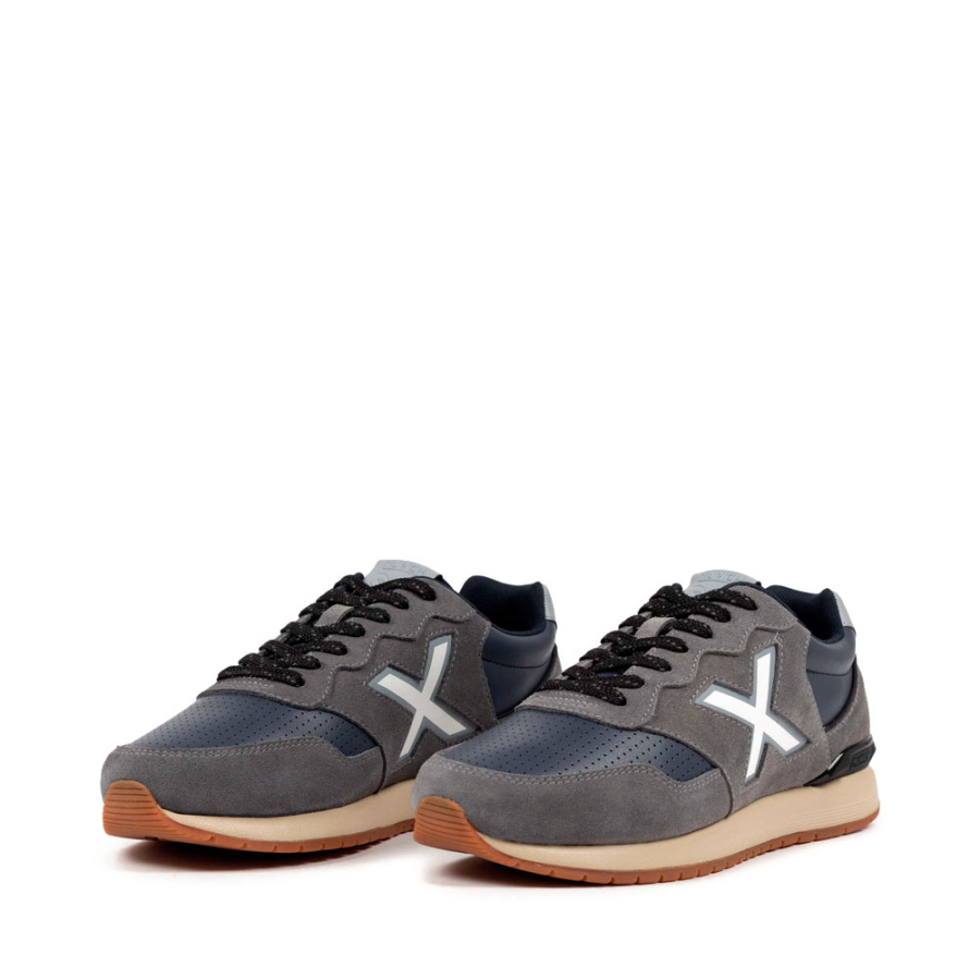 dash-premium-258-sneakers