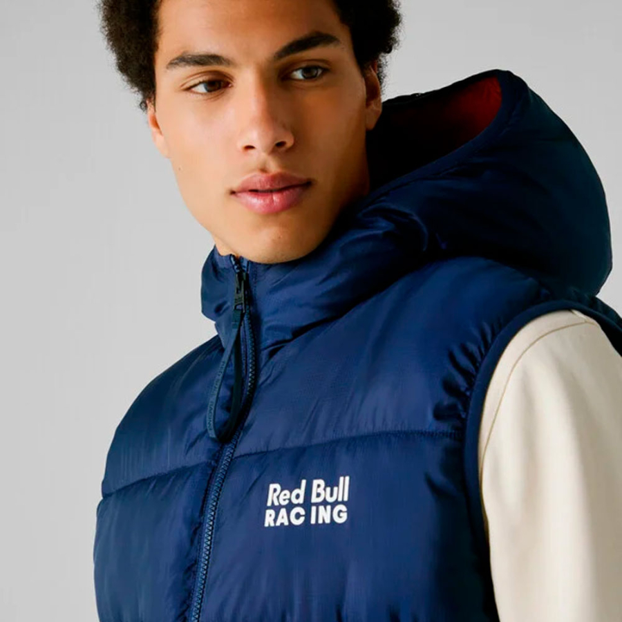 kapuzenweste-mit-aufgedrucktem-logo kapuzenweste-mit-aufgedrucktem-logo