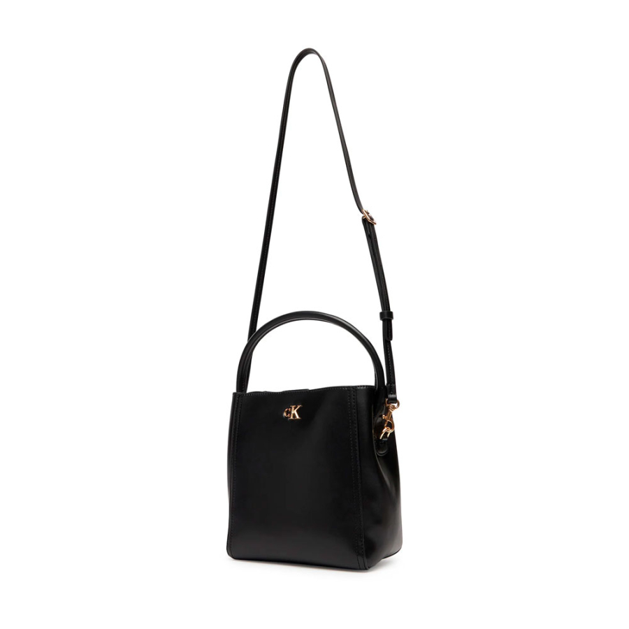 borsa-a-sacco-con-logo-monogramma-e-hardware