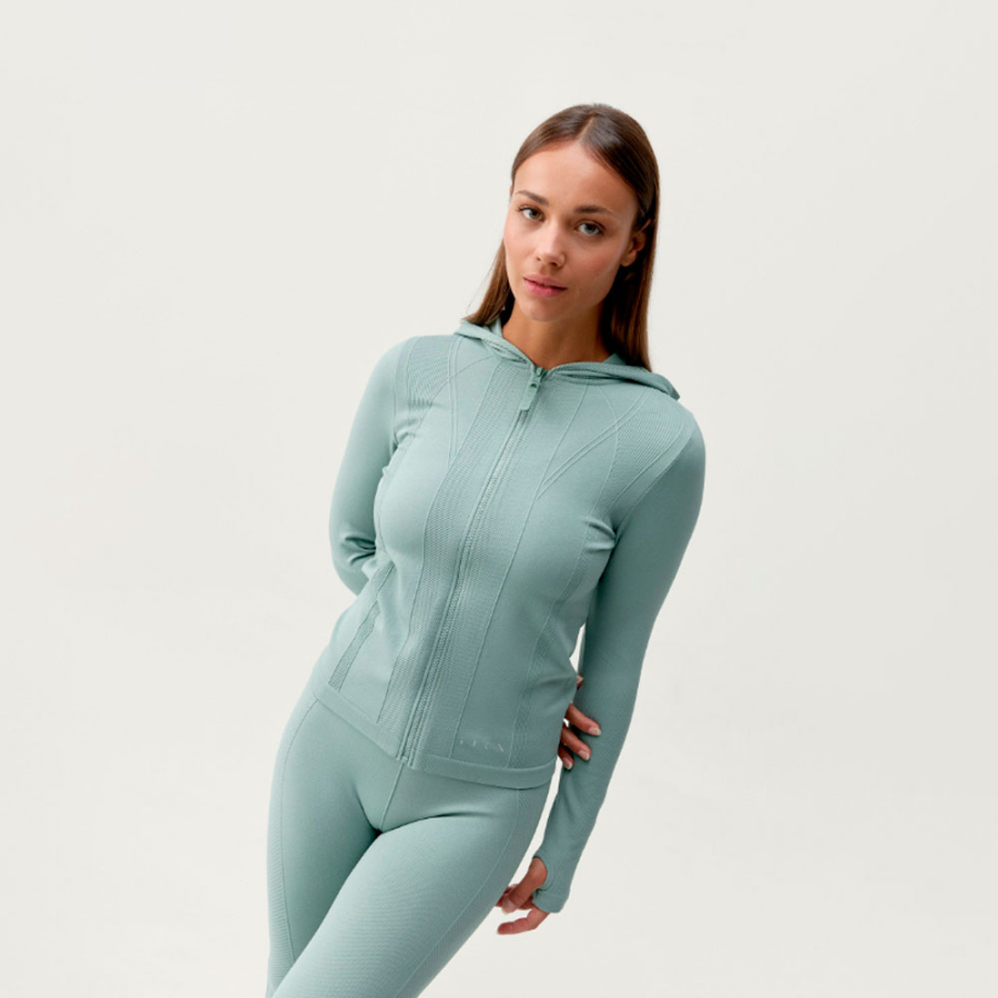 chaqueta-sarvan chaqueta-sarvan