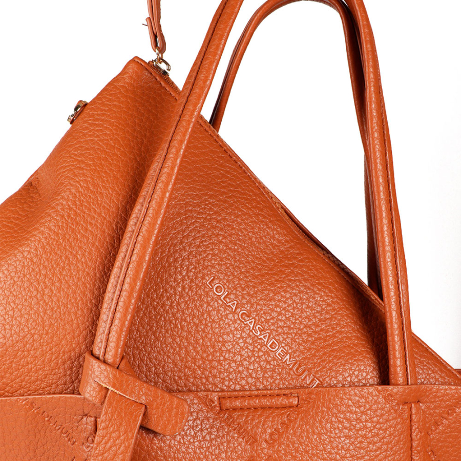 bolsa-de-compras-com-monograma-e-logotipo-de-diamante bolsa-de-compras-com-monograma-e-logotipo-de-diamante