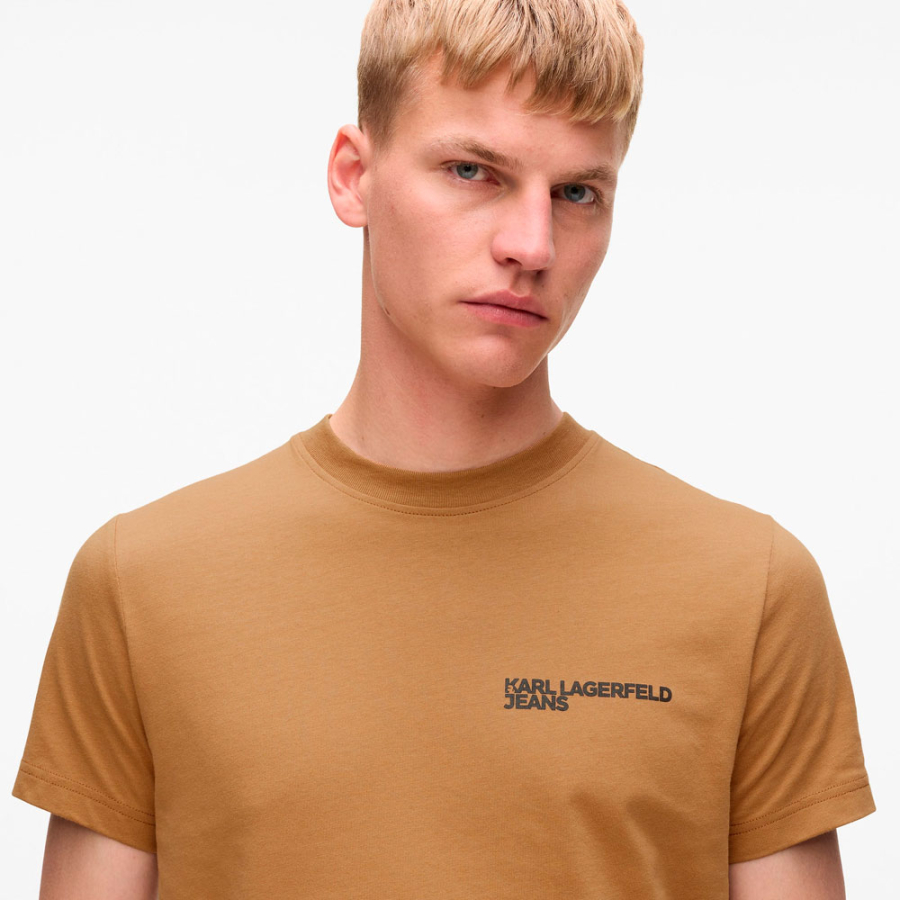slim-fit-t-shirt slim-fit-t-shirt