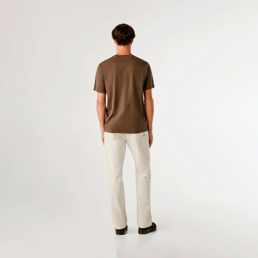 t-shirt-mit-logo-print-in-normaler-passform