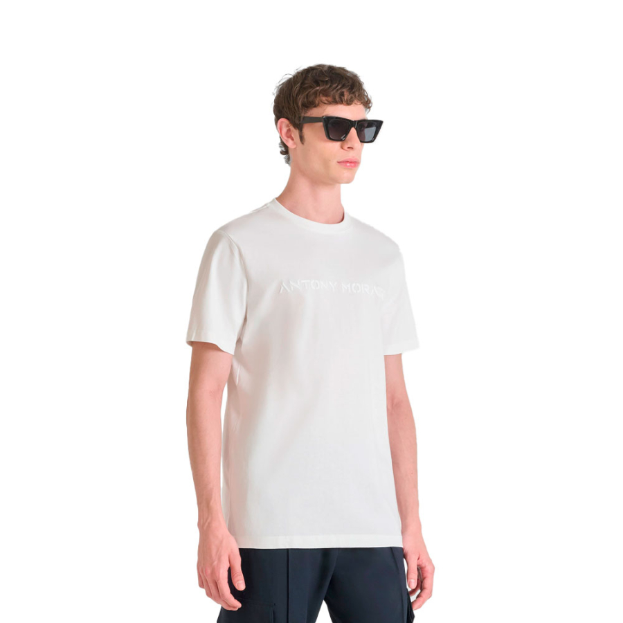 t-shirt-mit-rautenmuster