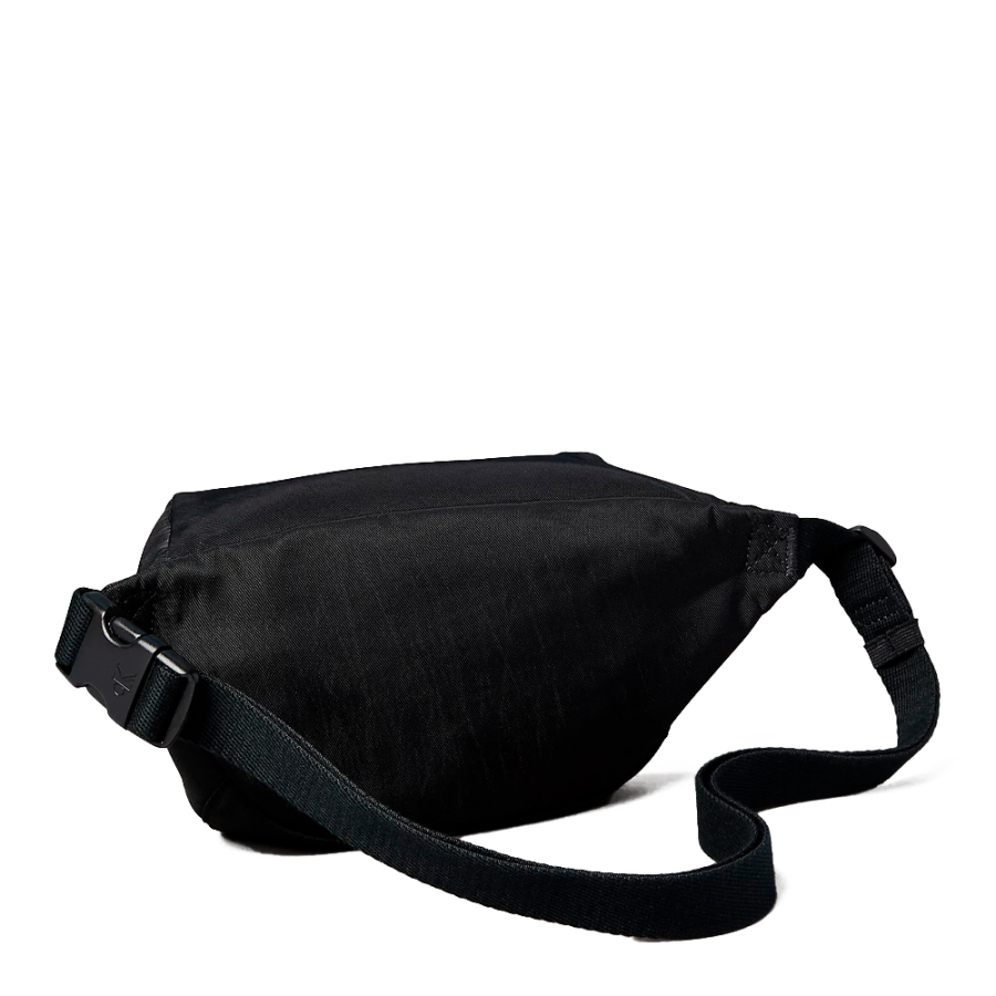 sac-banane-en-nylon-avec-logo-monogramme sac-banane-en-nylon-avec-logo-monogramme
