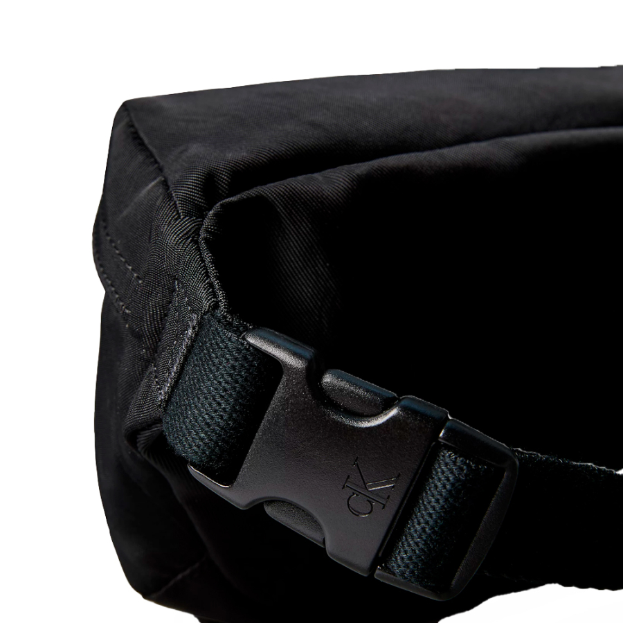 gurteltasche-aus-nylon-mit-monogramm-logo gurteltasche-aus-nylon-mit-monogramm-logo