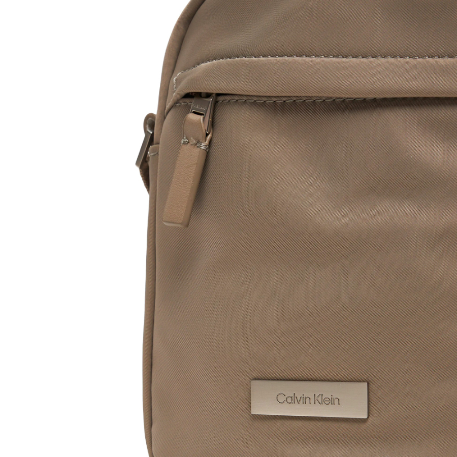 sac-reporter-en-nylon-mat sac-reporter-en-nylon-mat