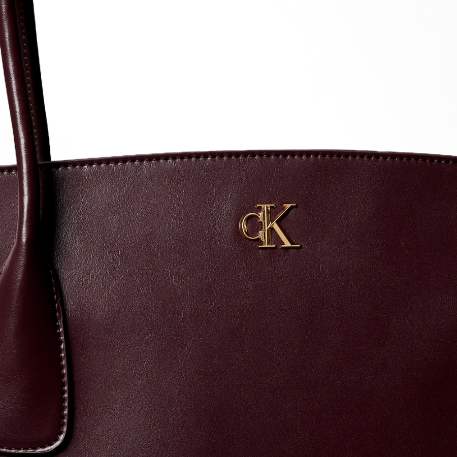 sac-fourre-tout-avec-logo-monogramme sac-fourre-tout-avec-logo-monogramme