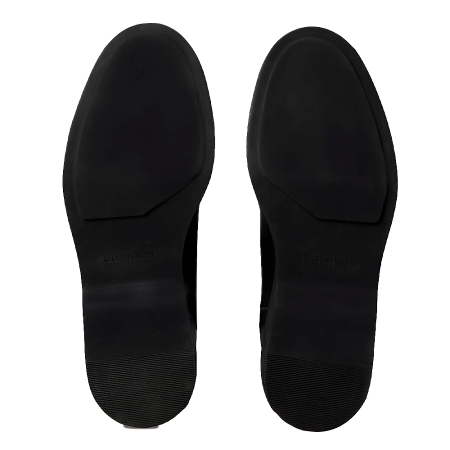 botas-de-couro-com-logotipo-diferenciado botas-de-couro-com-logotipo-diferenciado