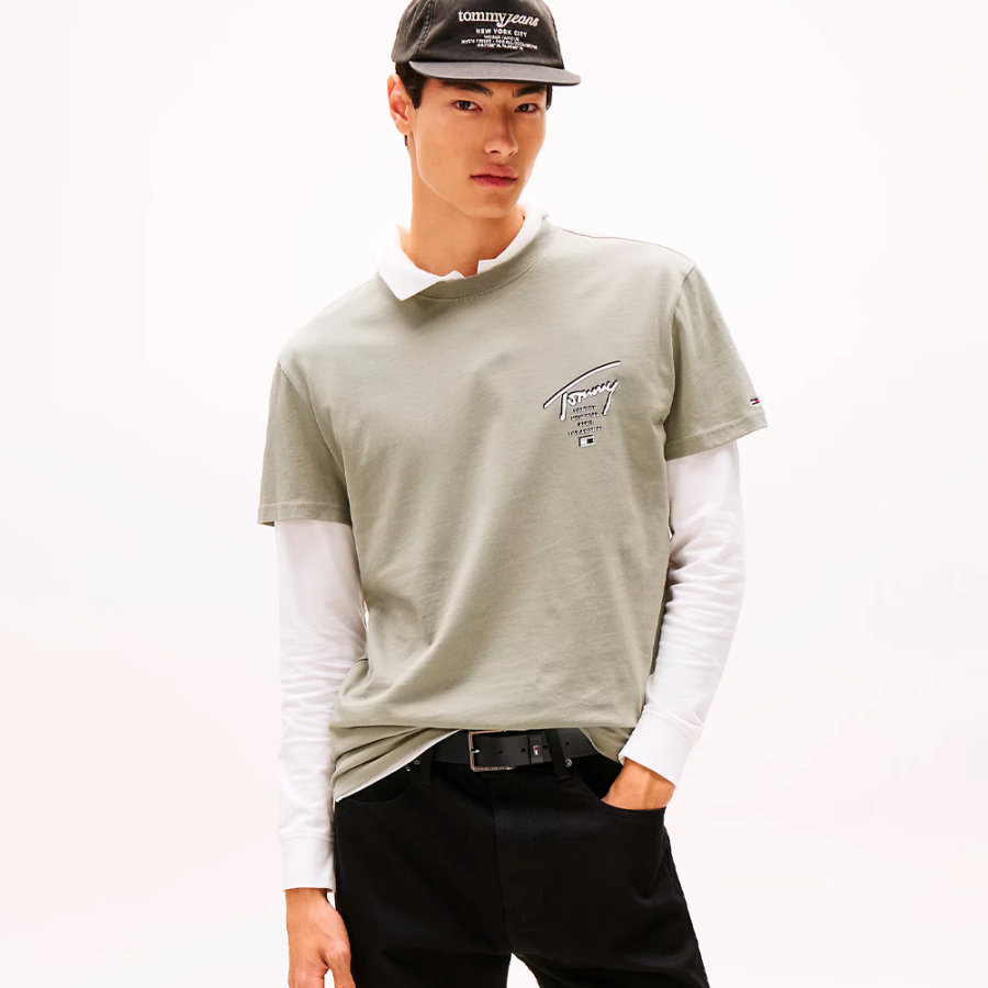 t-shirt-in-maglia-con-logo-sul-retro