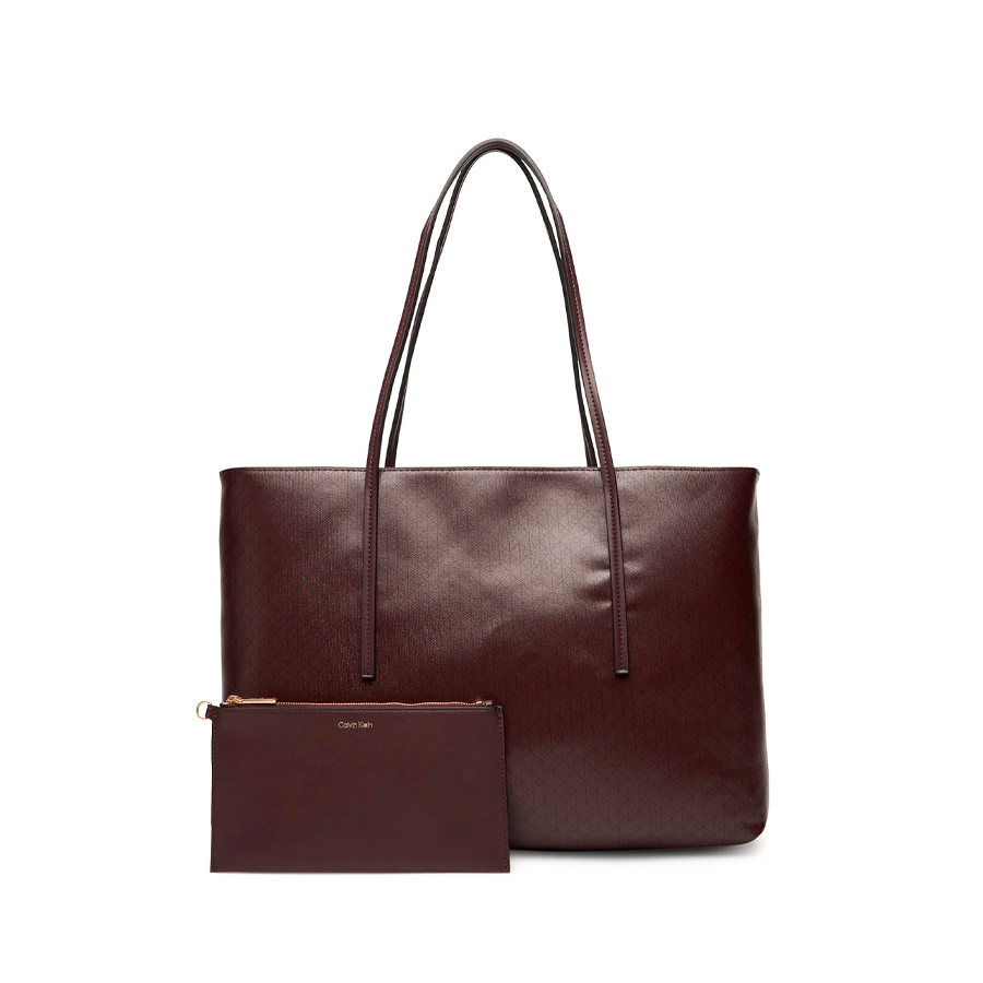 sac-fourre-tout-avec-logo-monogramme-et-pochette sac-fourre-tout-avec-logo-monogramme-et-pochette