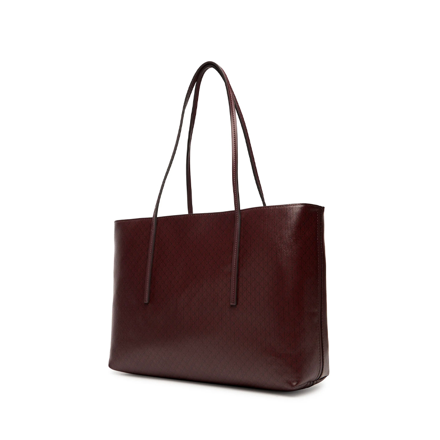 sac-fourre-tout-avec-logo-monogramme-et-pochette sac-fourre-tout-avec-logo-monogramme-et-pochette