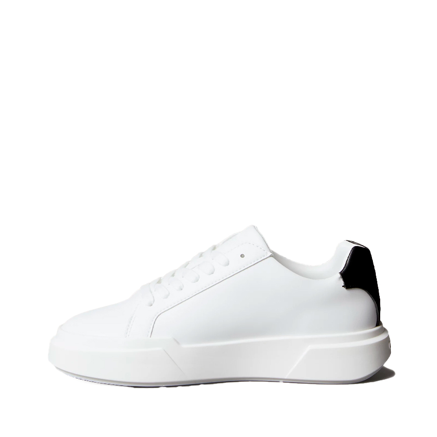 sneakers-in-pelle-di-new-york-resistenti-e-con-buona-trazione sneakers-in-pelle-di-new-york-resistenti-e-con-buona-trazione