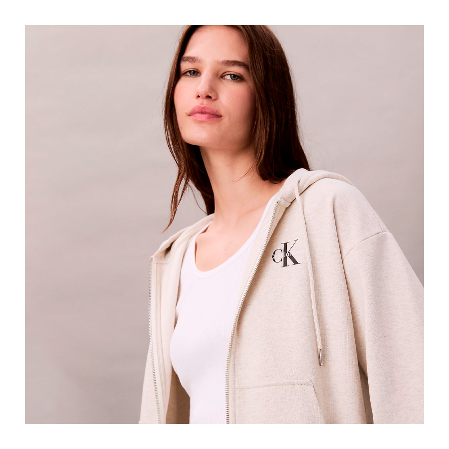 kapuzenjacke-mit-reissverschluss-und-monogramm kapuzenjacke-mit-reissverschluss-und-monogramm