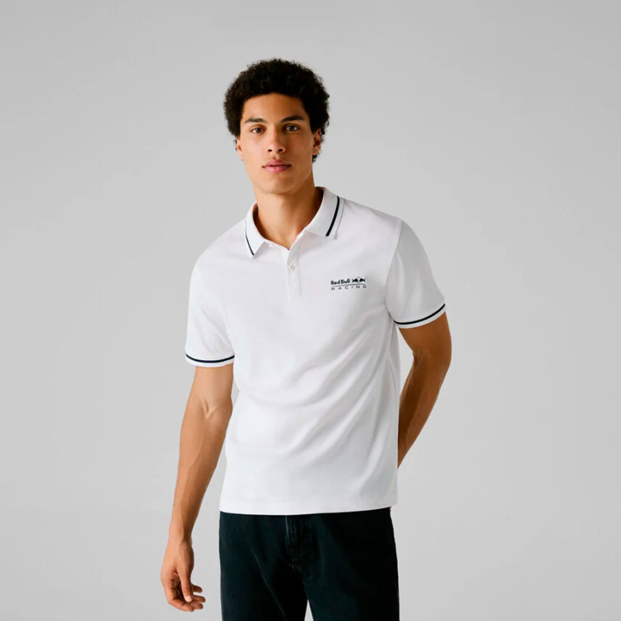 pique-poloshirt-mit-normaler-passform pique-poloshirt-mit-normaler-passform