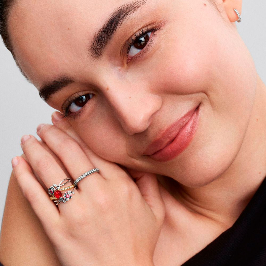 ciondolo-con-rosa-incantata-disney-la-bella-e-la-bestia-764018c01 ciondolo-con-rosa-incantata-disney-la-bella-e-la-bestia-764018c01