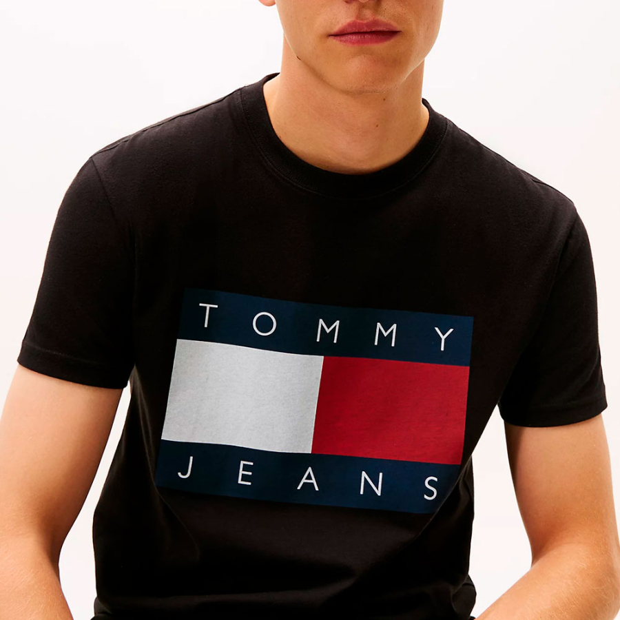 t-shirt-col-rond-avec-patch t-shirt-col-rond-avec-patch