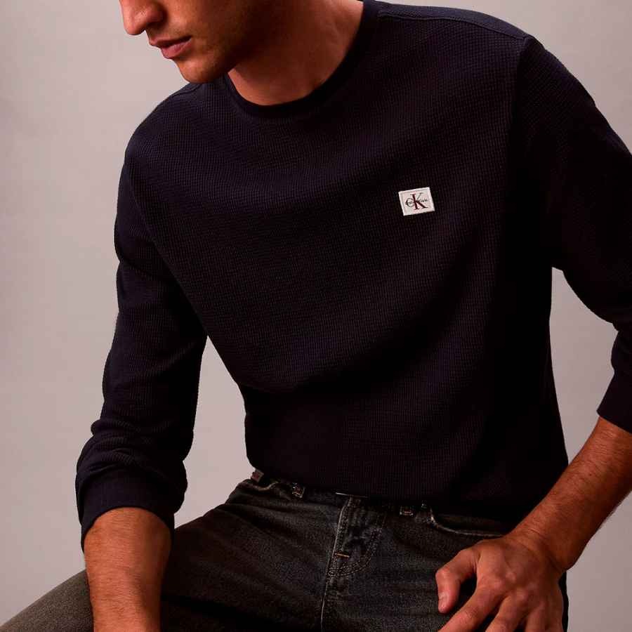 maglietta-a-maniche-lunghe-in-maglia-a-nido-d-ape maglietta-a-maniche-lunghe-in-maglia-a-nido-d-ape