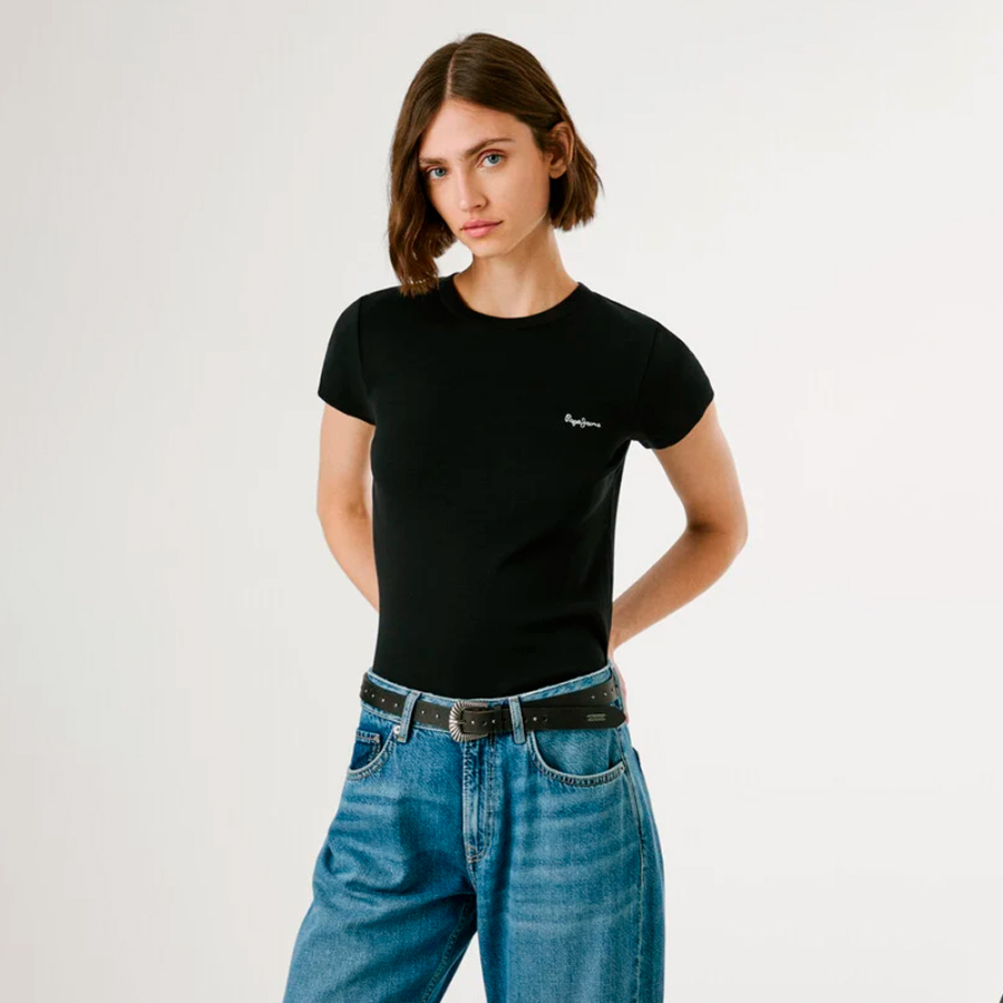 geripptes-t-shirt-mit-logo-aufdruck geripptes-t-shirt-mit-logo-aufdruck