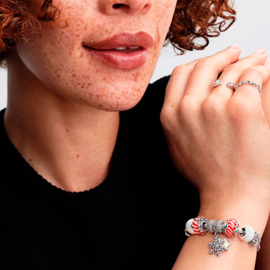 opaleszierender-anhanger-794245c01 opaleszierender-anhanger-794245c01