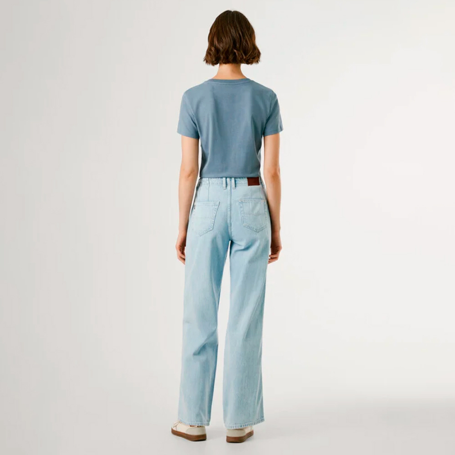 t-shirt-con-logo-stampato-floreale t-shirt-con-logo-stampato-floreale